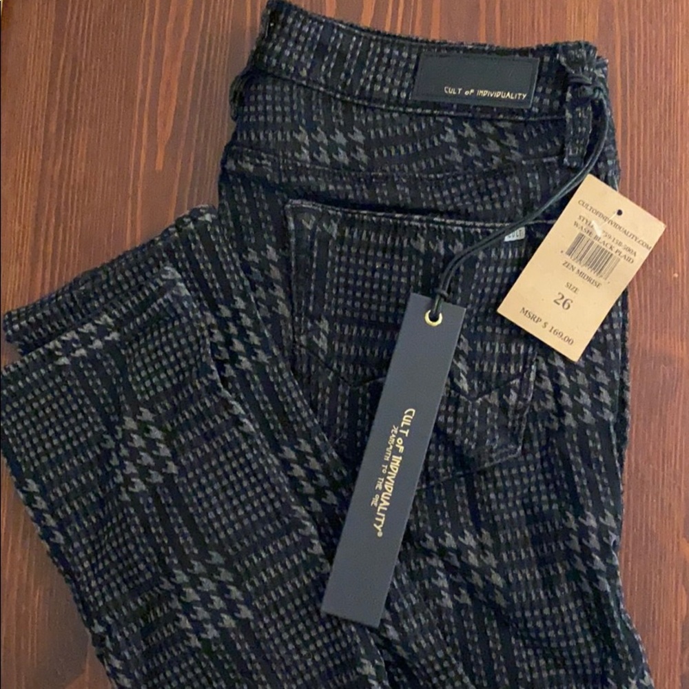 Cult of Individuality women’s pants size 26